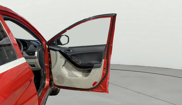 2018 Tata NEXON XM DIESEL, Diesel, Manual, 60,615 km, RHS Front Door