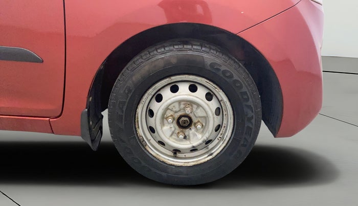 2014 Hyundai Eon ERA +, Petrol, Manual, 47,220 km, Right Front Wheel