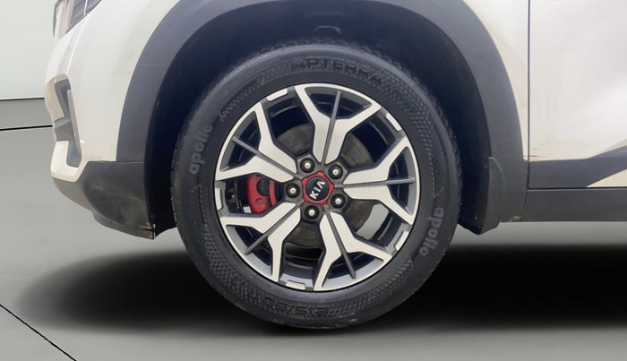 2021 KIA SELTOS GTX PLUS AT 1.5 DIESEL, Diesel, Automatic, 73,823 km, Left Front Wheel