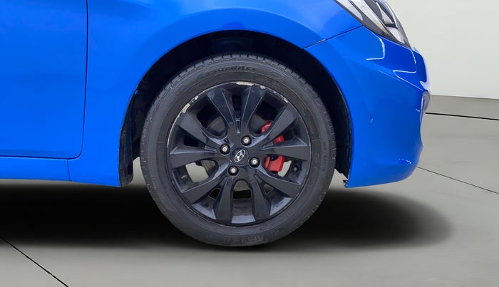 2014 Hyundai Verna FLUIDIC 1.6 VTVT SX, CNG, Manual, 58,980 km, Right Front Wheel