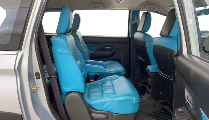 2022 Maruti XL6 ZETA MT, Petrol, Manual, 41,367 km, Right Side Rear Door Cabin