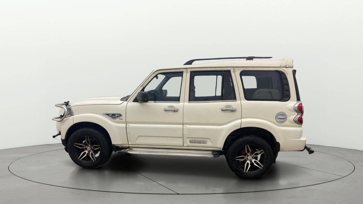 2017 Mahindra Scorpio S5, Diesel, Manual, 1,28,874 km, Left Side