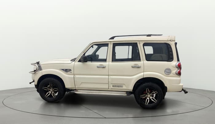 2017 Mahindra Scorpio S5, Diesel, Manual, 1,29,150 km, Left Side