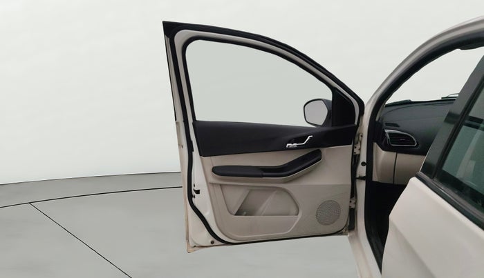 2022 Tata Tiago XZ PLUS CNG, CNG, Manual, 47,300 km, LHS Front Door