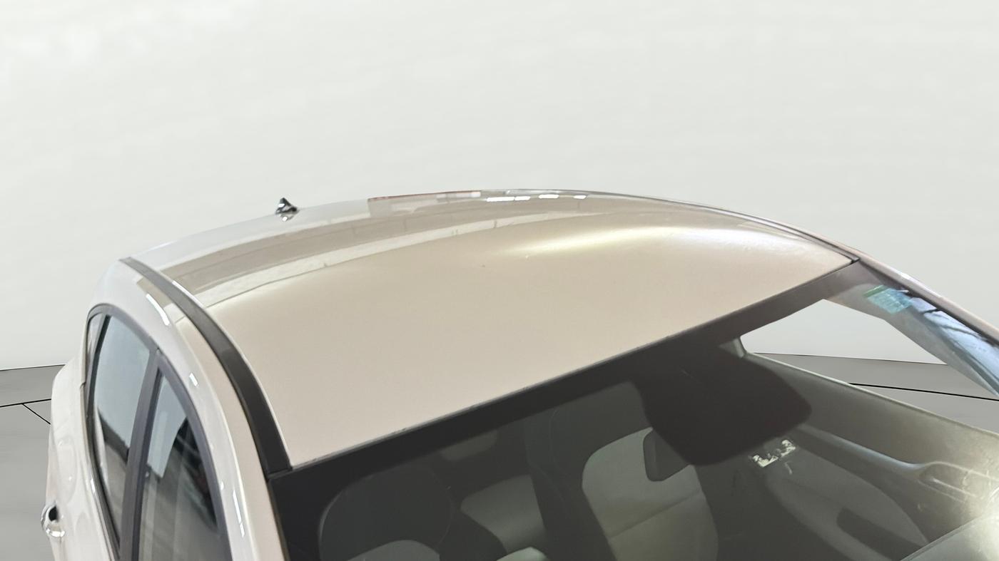 2025 MG ASTOR Sprint 1.5 MT (Ivory), Petrol, Manual, 7,439 km, Roof