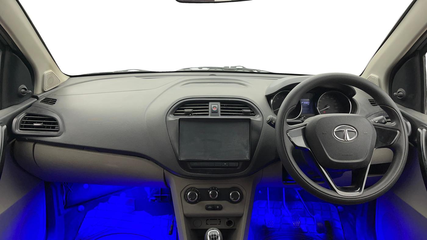 2019 Tata Tiago XM PETROL, Petrol, Manual, 54,111 km, Dashboard