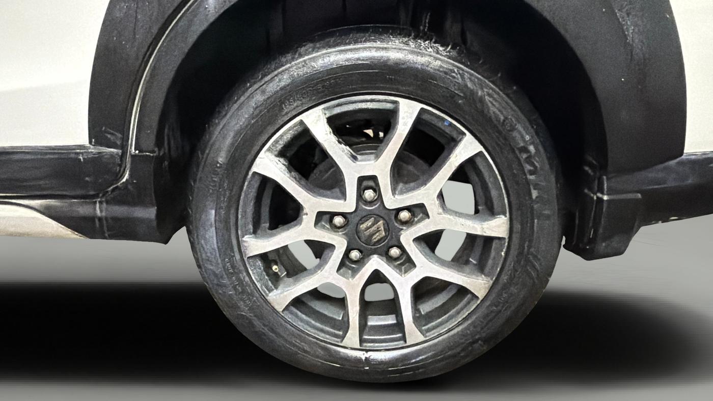 2023 Maruti XL6 ZETA CNG, CNG, Manual, 48,374 km, Left Rear Wheel