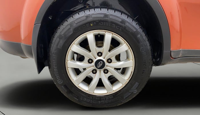 2016 Mahindra XUV500 W10 AWD AT, Diesel, Automatic, 73,395 km, Right Rear Wheel