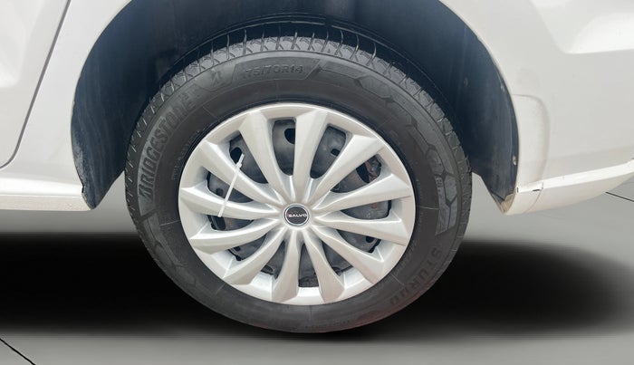 2019 Volkswagen Ameo TRENDLINE 1.5L, Diesel, Manual, 1,00,303 km, Left Rear Wheel