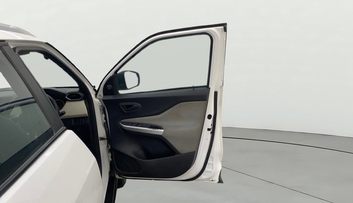 2021 Nissan MAGNITE XE, Petrol, Manual, 46,045 km, RHS Front Door