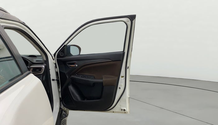 2023 Maruti BREZZA ZXI AT SMART HYBRID, Petrol, Automatic, 36,304 km, RHS Front Door