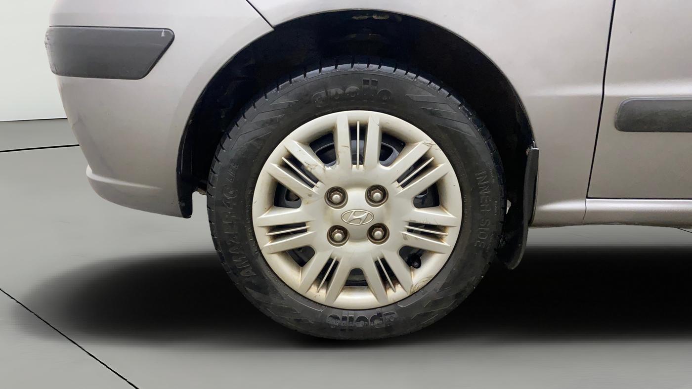 2014 Hyundai Santro Xing GLS, Petrol, Manual, 73,064 km, Left Front Wheel