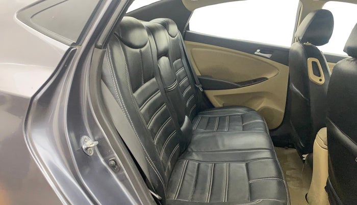 2015 Hyundai Verna FLUIDIC 4S 1.6 VTVT S(O), Petrol, Manual, 52,154 km, Right Side Rear Door Cabin