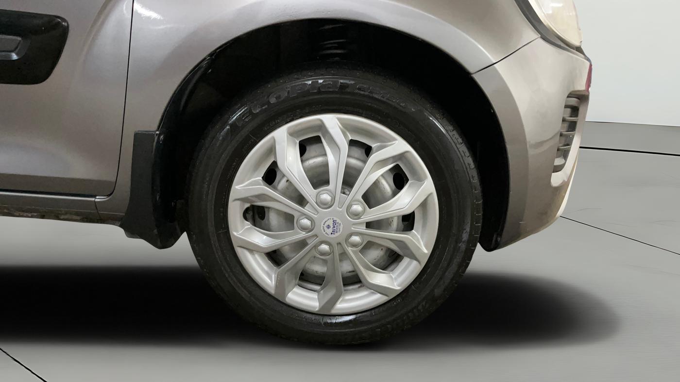 2020 Maruti IGNIS SIGMA 1.2, Petrol, Manual, 60,184 km, Right Front Wheel