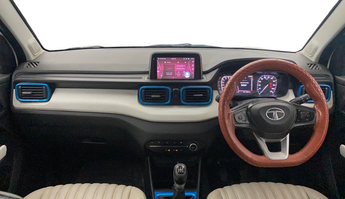 2023 Tata PUNCH CREATIVE  MT, Petrol, Manual, 72,599 km, Dashboard