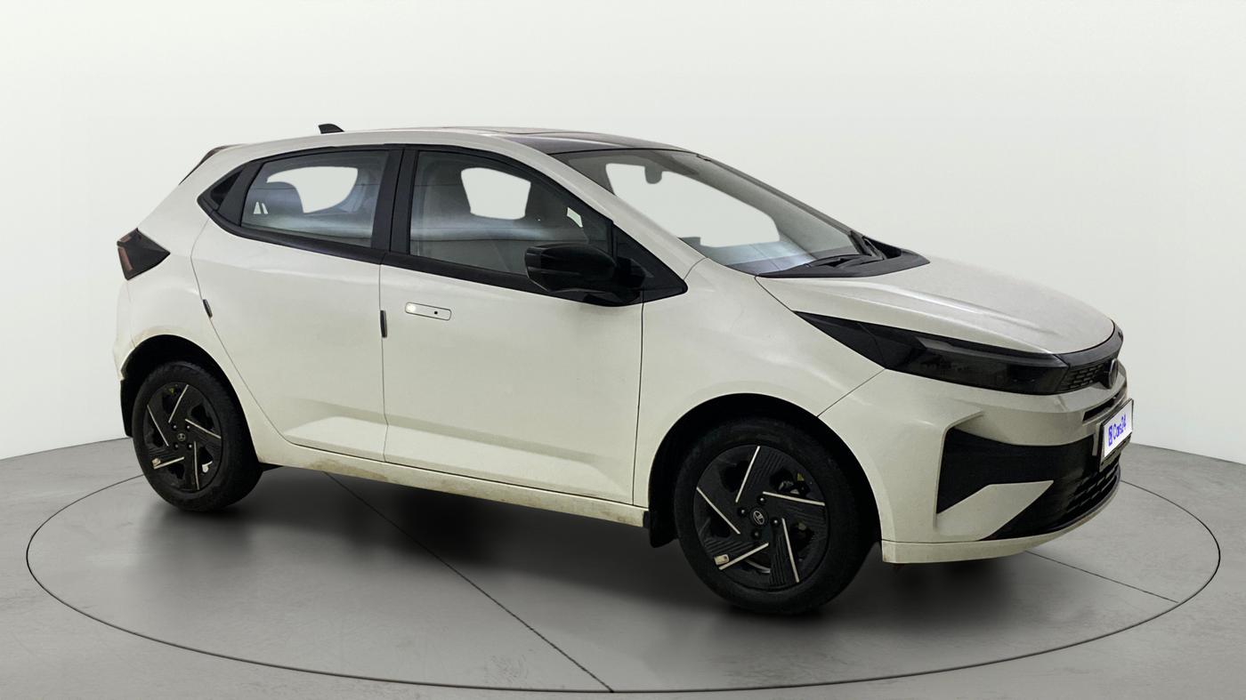 2026 Tata ALTROZ Accomplished S Petrol 6DCT, Petrol, Automatic, 6,892 km, Right Front Diagonal
