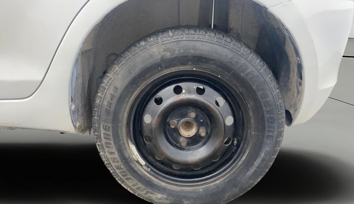 2013 Maruti Swift VXI, Petrol, Manual, 57,655 km, Left Rear Wheel