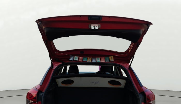 2017 Hyundai Elite i20 SPORTZ 1.2, Petrol, Manual, 1,30,496 km, Boot Door Open