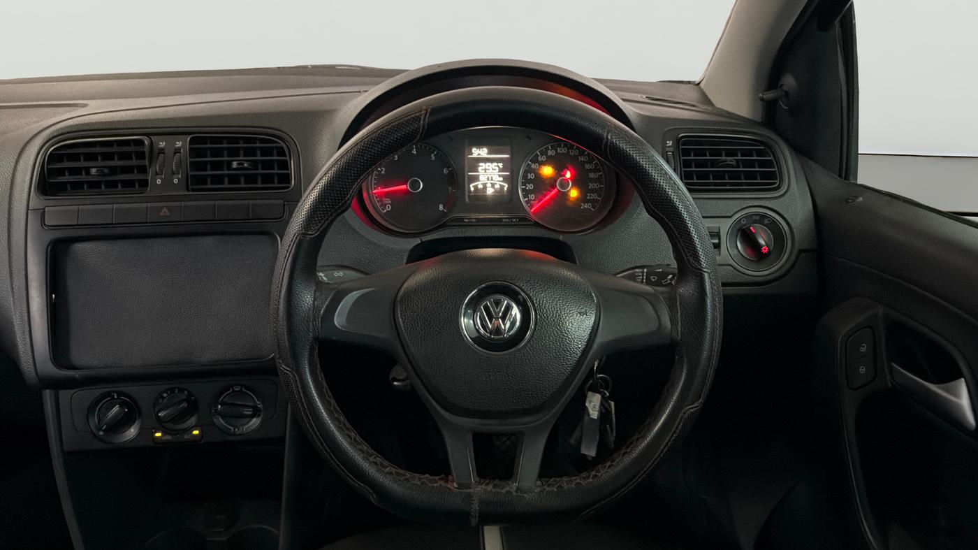 2019 Volkswagen Polo TRENDLINE 1.0L, Petrol, Manual, 82,838 km, Steering Wheel Close Up