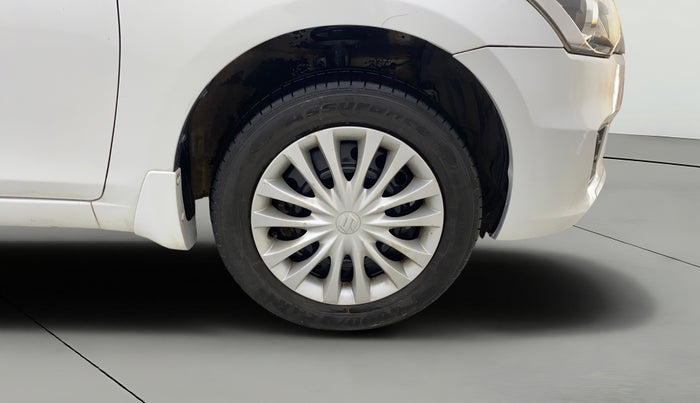 2017 Maruti Ciaz VXI+, Petrol, Manual, 1,09,244 km, Right Front Wheel