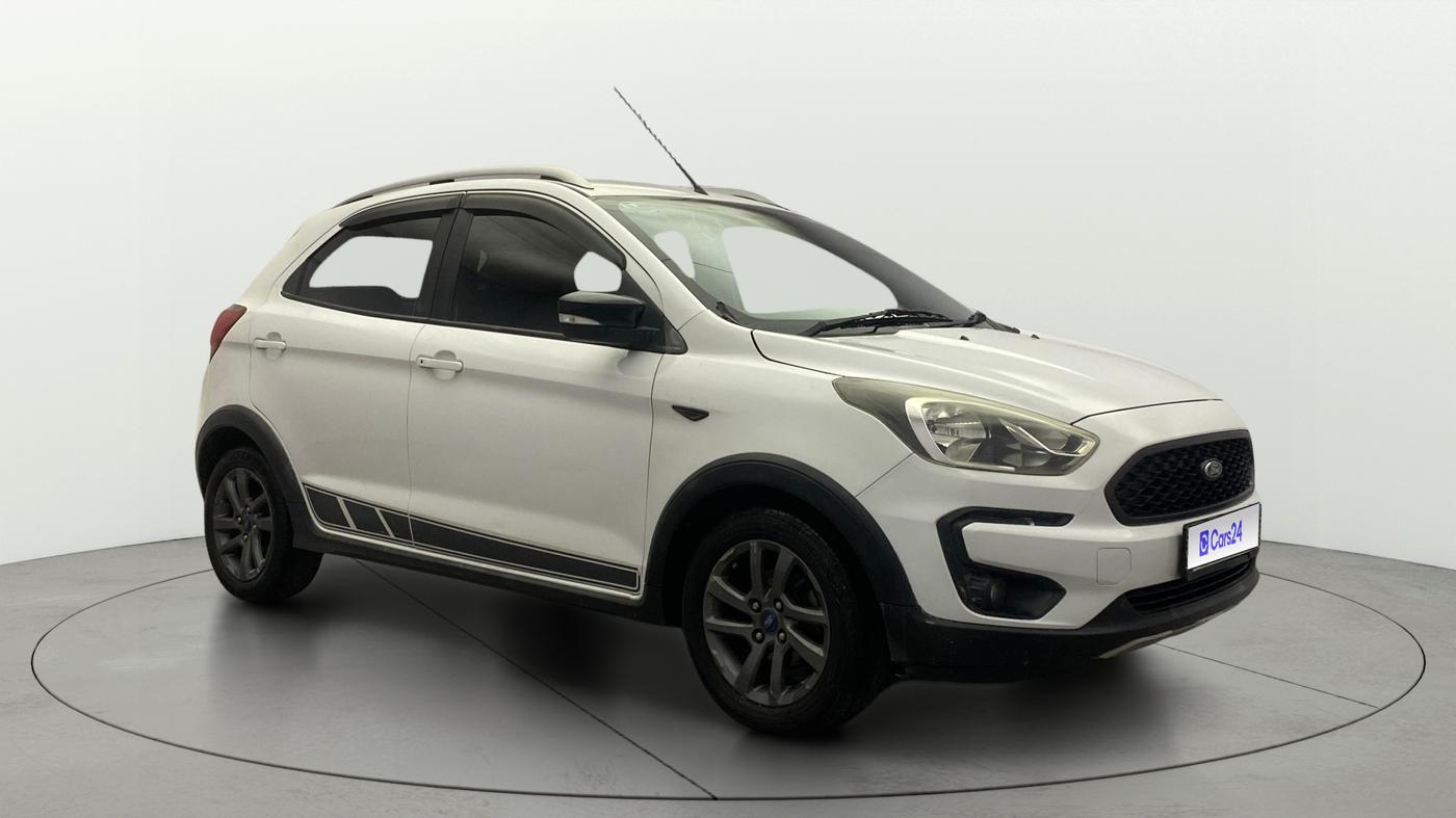 2018 Ford FREESTYLE TITANIUM 1.2 PETROL, Petrol, Manual, 1,43,417 km, Right Front Diagonal