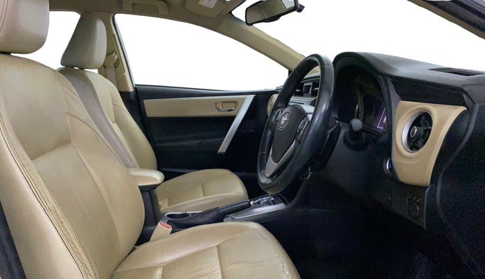 2017 Toyota Corolla Altis VL CVT PETROL, Petrol, Automatic, 99,623 km, Right Side Front Door Cabin