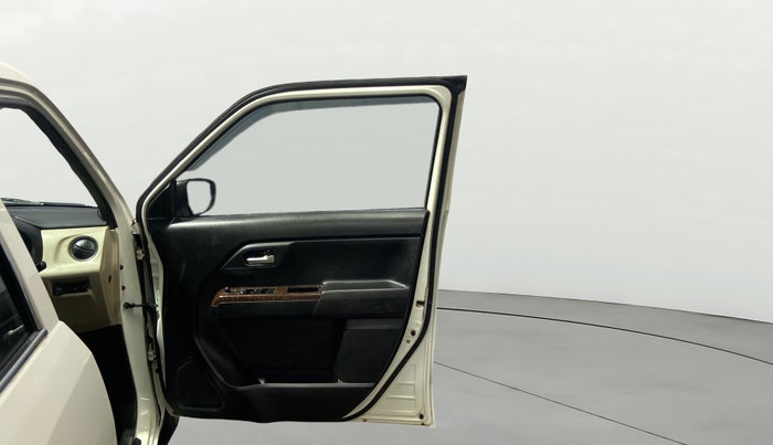 2019 Maruti New Wagon-R VXI 1.0, CNG, Manual, 94,250 km, RHS Front Door