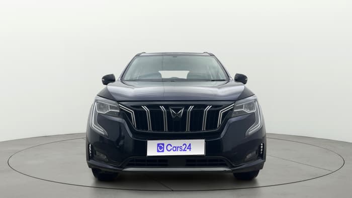 2022 Mahindra XUV700 AX 5 P AT 5 STR, Petrol, Automatic, 35,904 km, Front