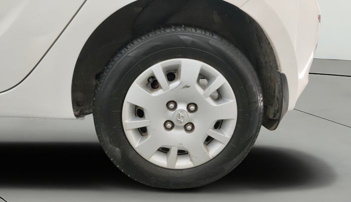 2013 Hyundai i20 MAGNA (O) 1.2, Petrol, Manual, 86,274 km, Left Rear Wheel