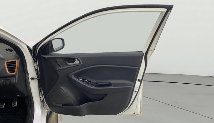 2015 Hyundai i20 Active 1.2 SX, Petrol, Manual, 1,00,190 km, RHS Front Door