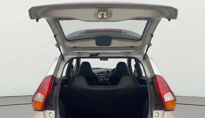 2017 Datsun Redi Go GOLD LIMITED EDITION, Petrol, Manual, 1,00,069 km, Boot Door Open