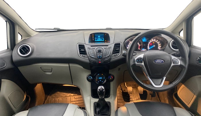 2015 Ford Fiesta TITANIUM DIESEL, Diesel, Manual, 1,35,590 km, Dashboard
