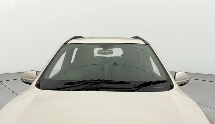 2016 Mahindra XUV500 W8, Diesel, Manual, 1,23,899 km, Front Windshield