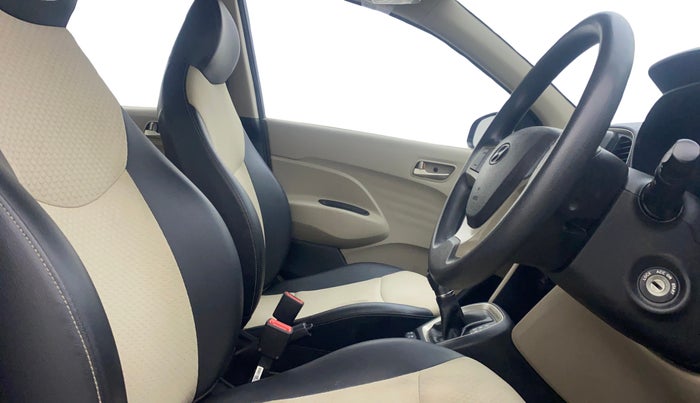 2018 Hyundai NEW SANTRO SPORTZ AMT, Petrol, Automatic, 31,951 km, Right Side Front Door Cabin