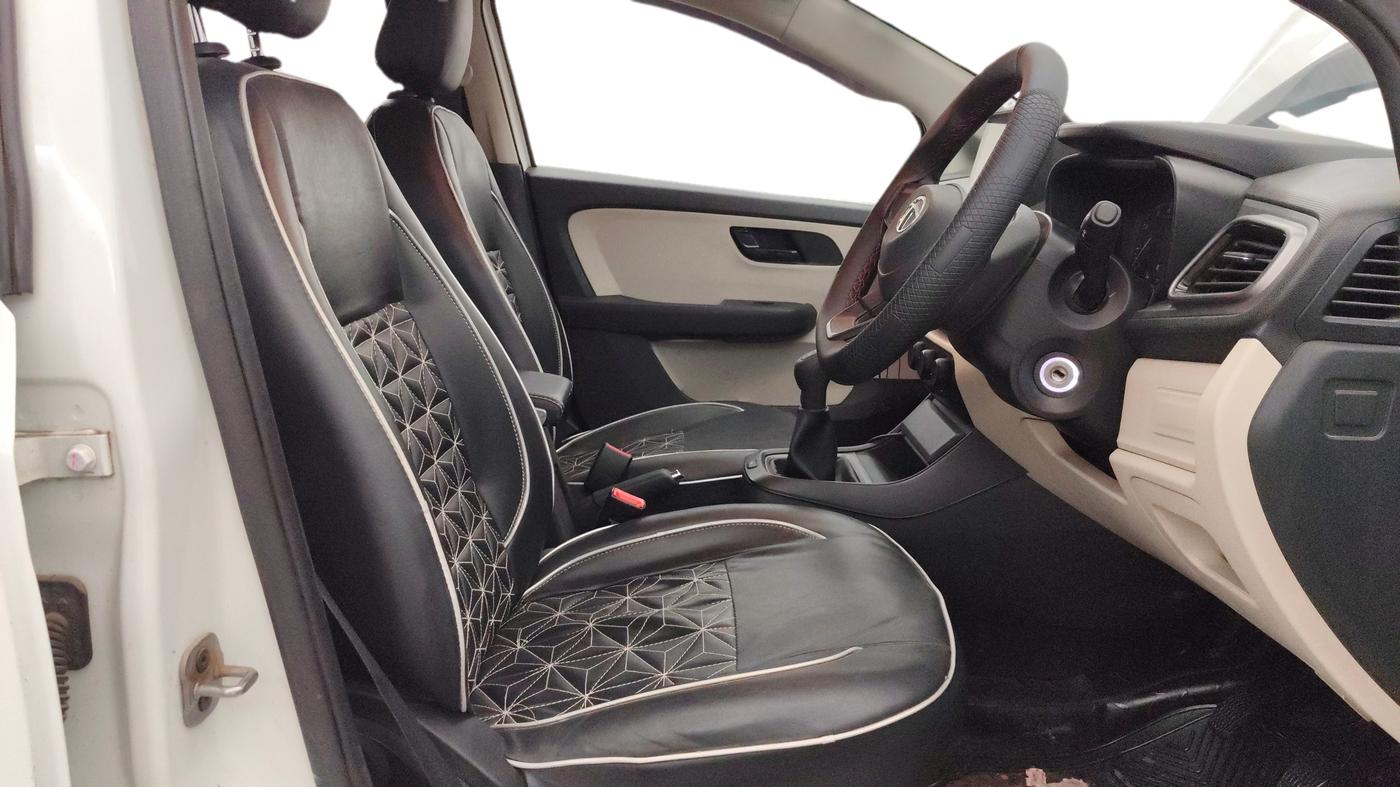 2021 Tata ALTROZ XE PETROL, Petrol, Manual, 48,354 km, Right Side Front Door Cabin