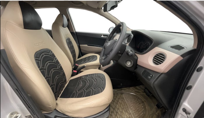 2016 Hyundai Xcent S AT 1.2, Petrol, Automatic, 42,285 km, Right Side Front Door Cabin