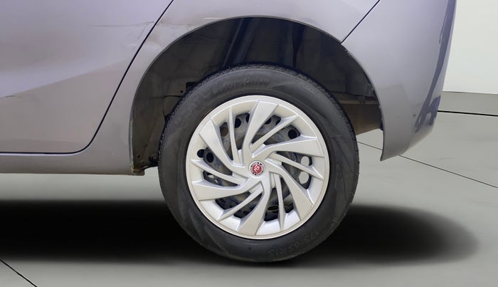 2017 Honda Jazz 1.2L I-VTEC S, Petrol, Manual, 1,24,069 km, Left Rear Wheel