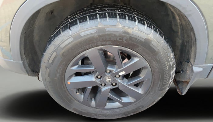 2021 Tata Harrier XZA PLUS 2.0L, Diesel, Automatic, 1,11,291 km, Left Front Wheel