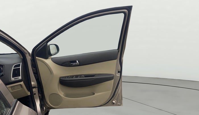 2012 Hyundai i20 MAGNA (O) 1.2, Petrol, Manual, 71,643 km, RHS Front Door