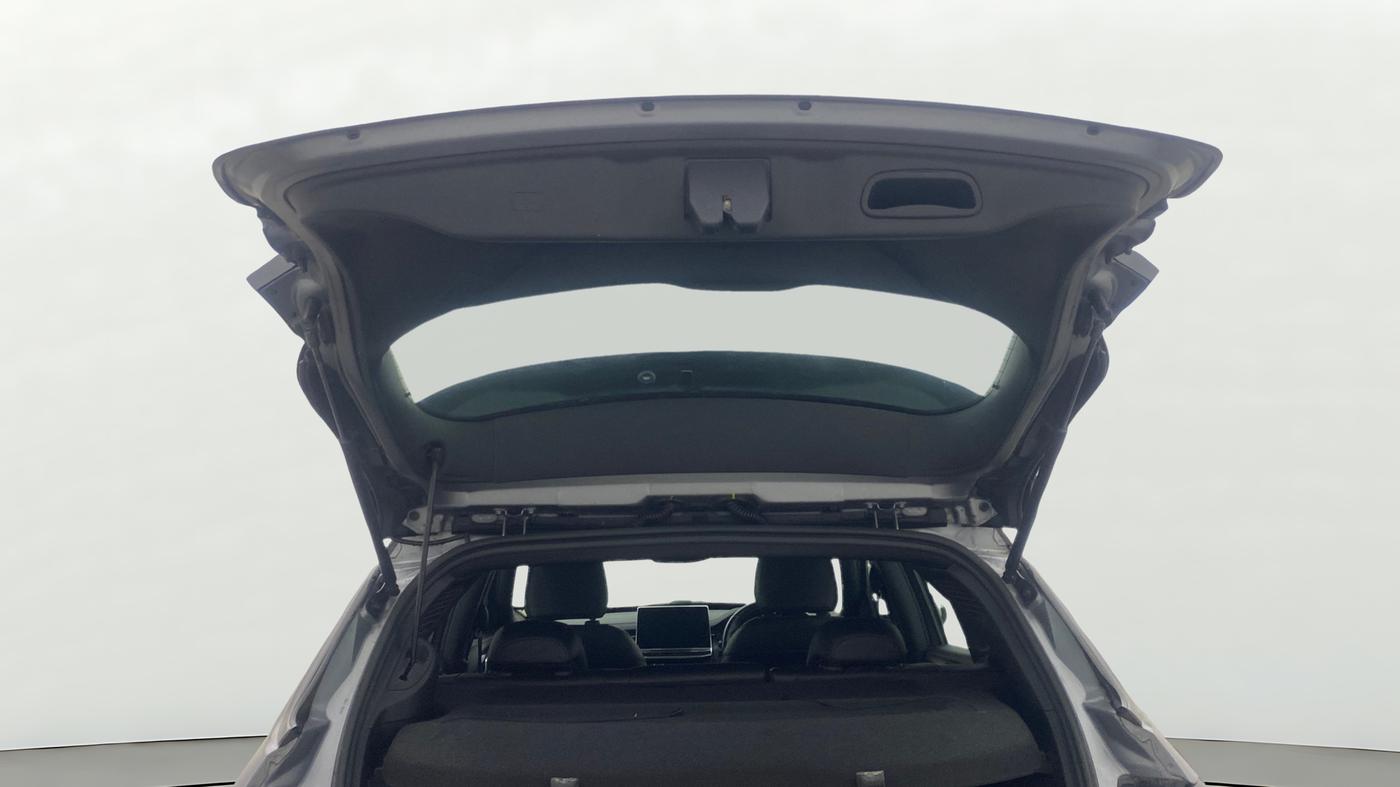 2021 Jeep Compass MODEL S (O) DIESEL 4X4 AT, Diesel, Automatic, 1,04,570 km, Boot Door Open