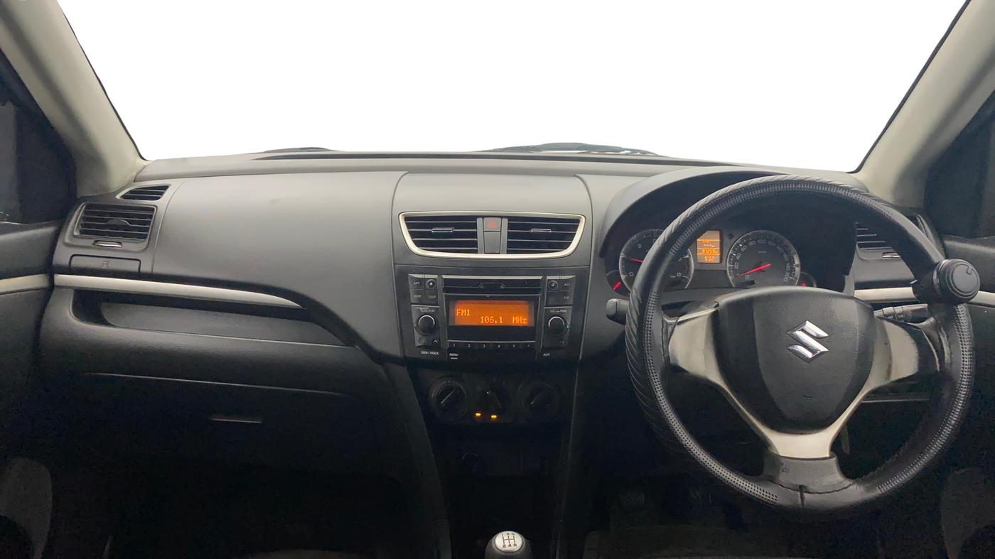 2016 Maruti Swift VDI, Diesel, Manual, 97,238 km, Dashboard