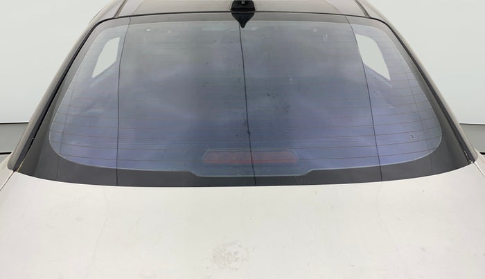 2015 Fiat Linea EMOTION 1.4 L T JET, Petrol, Manual, 52,130 km, Rear Windshield