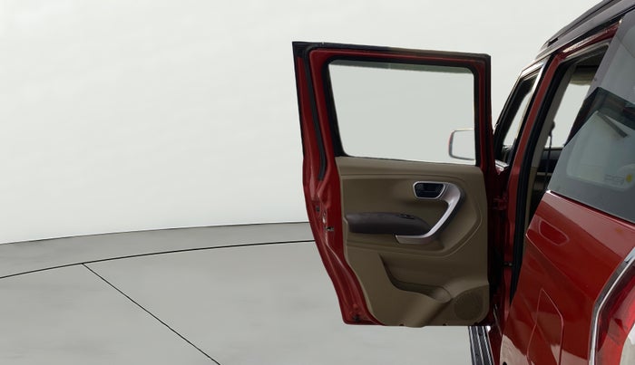 2015 Mahindra TUV300 T8, Diesel, Manual, 70,354 km, LHS Rear Door