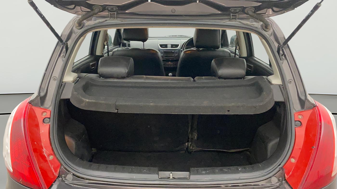 2017 Maruti Swift ZXI, Petrol, Manual, 1,32,487 km, Boot Open Zoomed View