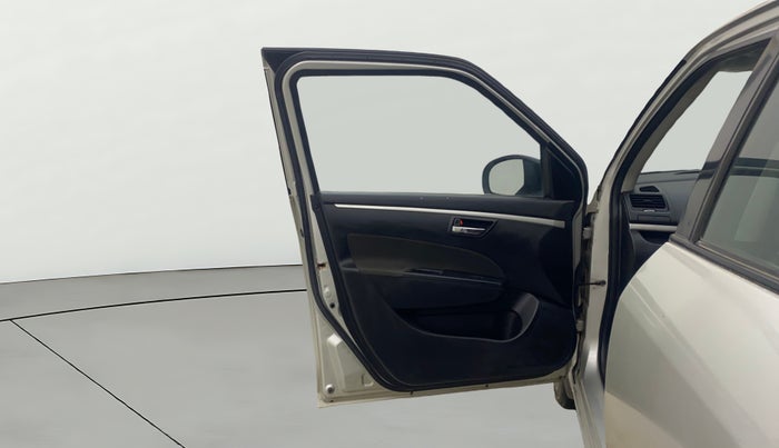 2015 Maruti Swift VXI, Petrol, Manual, 17,787 km, LHS Front Door