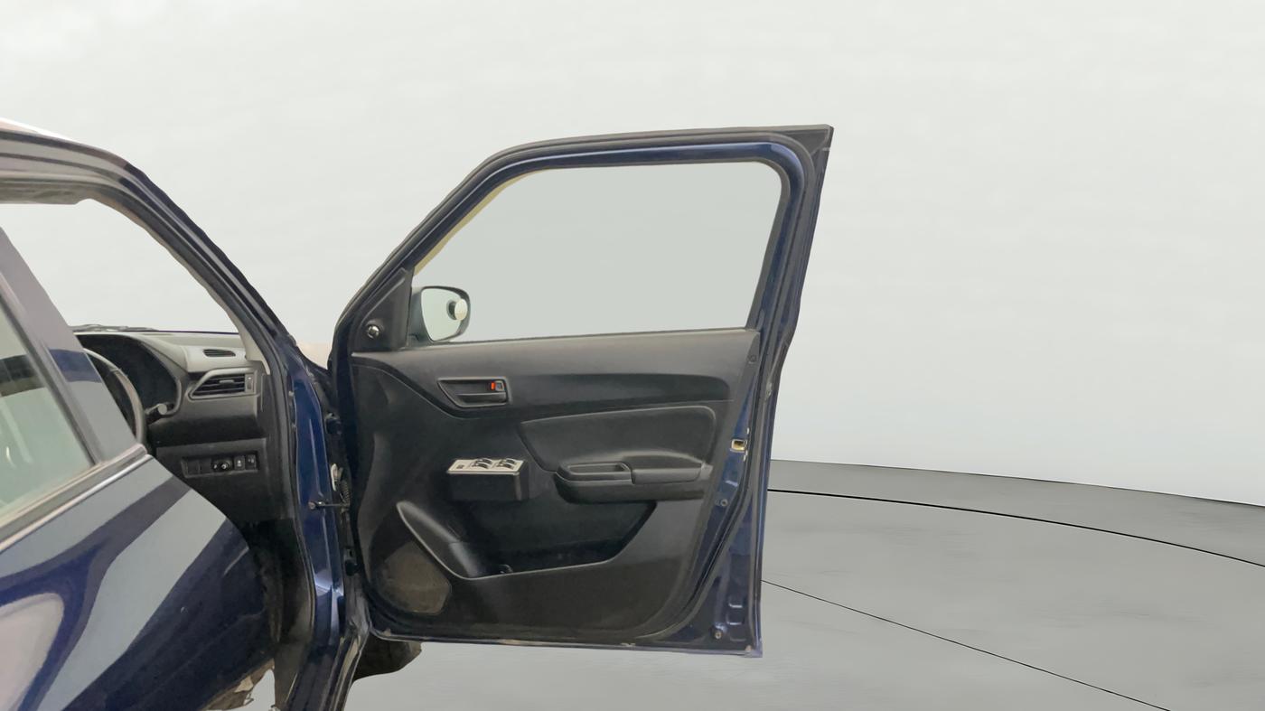 2023 Maruti Swift LXI, Petrol, Manual, 36,556 km, RHS Front Door
