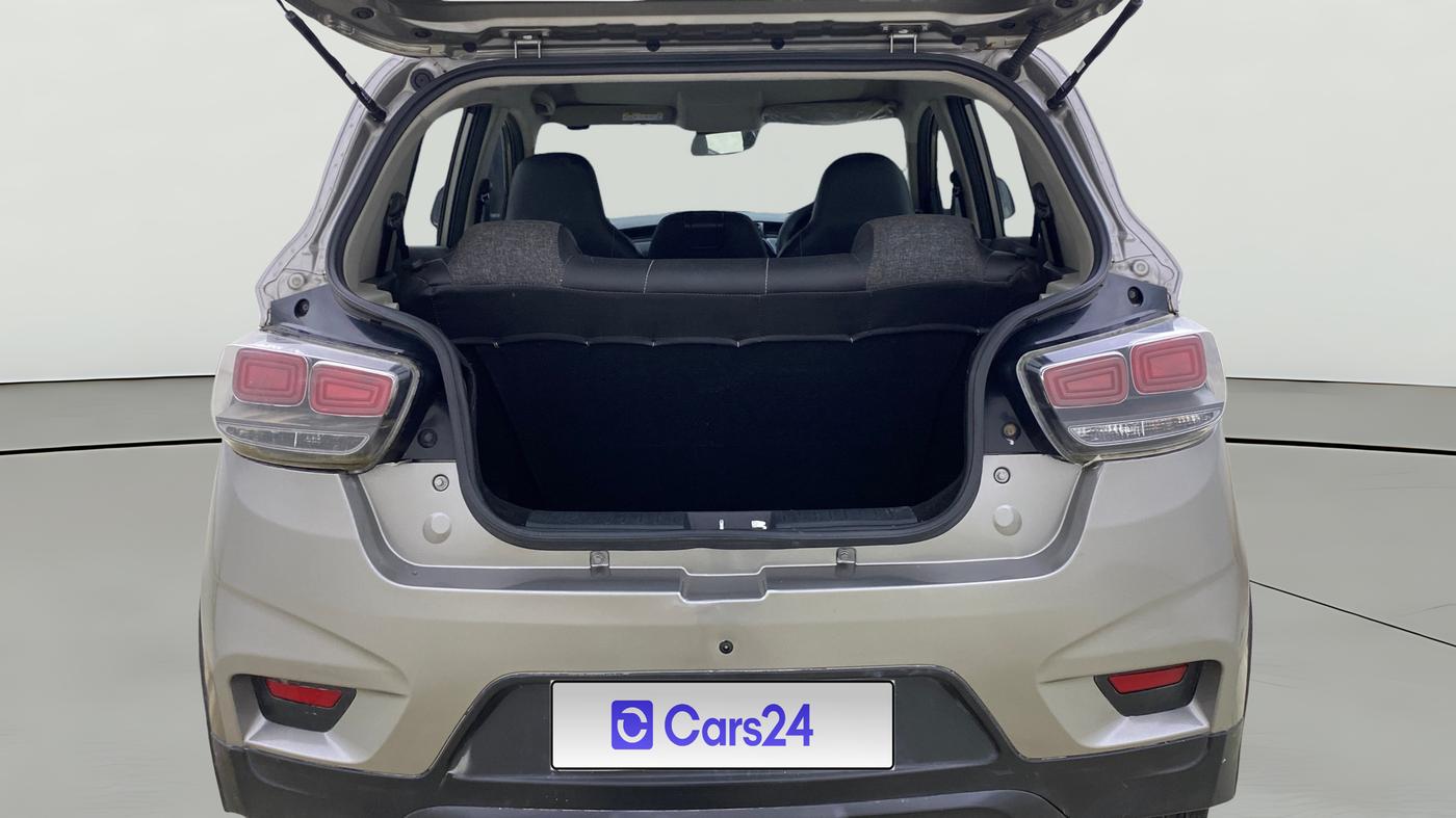 2018 Mahindra KUV 100 NXT K4+ P 6 STR, Petrol, Manual, 68,372 km, Boot Open Zoomed View