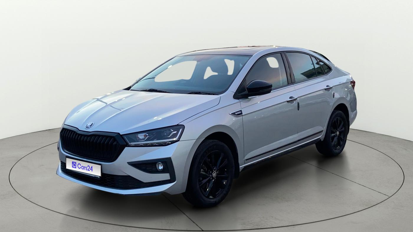 2024 Skoda SLAVIA Style Matte 1.0 TSI AT, Petrol, Automatic, 30,021 km, Left Front Diagonal