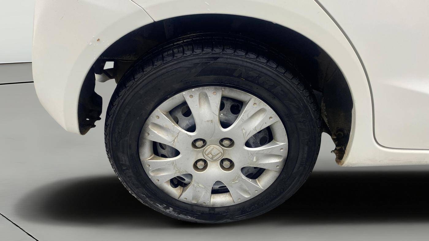 2014 Honda Brio S MT, Petrol, Manual, 48,485 km, Right Rear Wheel