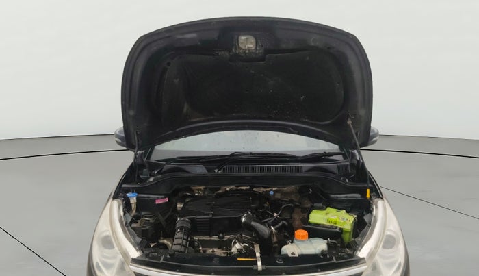 2015 Tata Zest XMS PETROL, Petrol, Manual, 38,215 km, Open Bonet